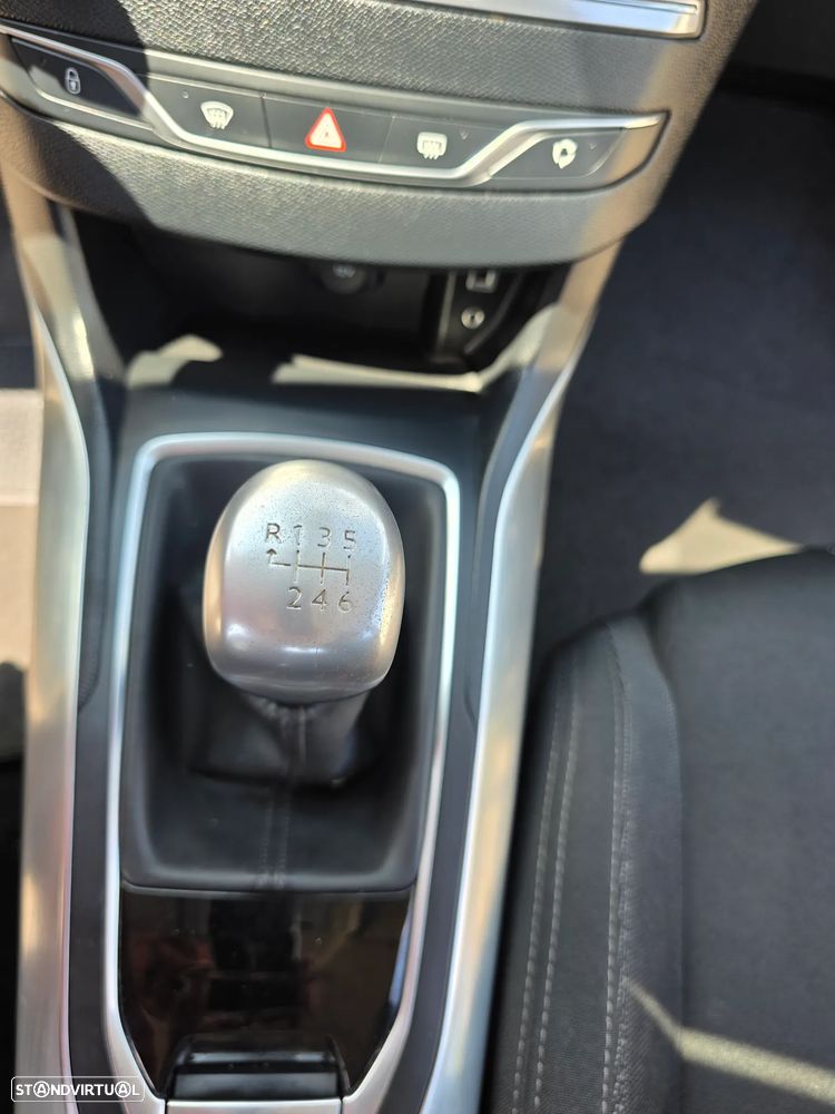 Peugeot 308 130 e-THP Stop & Start Allure - 24