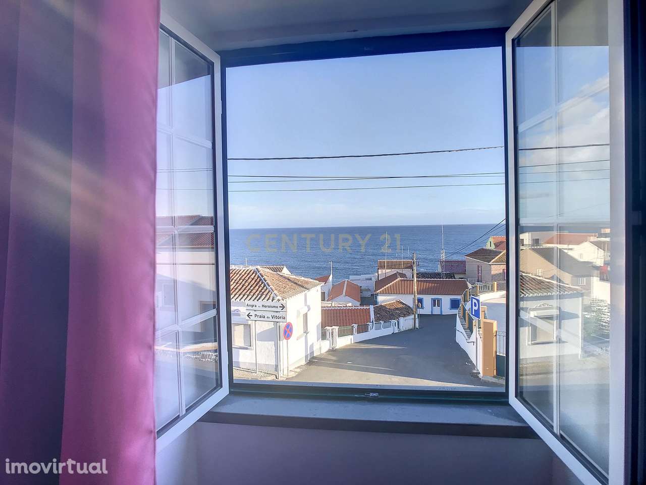 Moradia composta por 2 apartamentos T1 + T2 na Vila de Porto Judeu - Grande imagem: 4/14