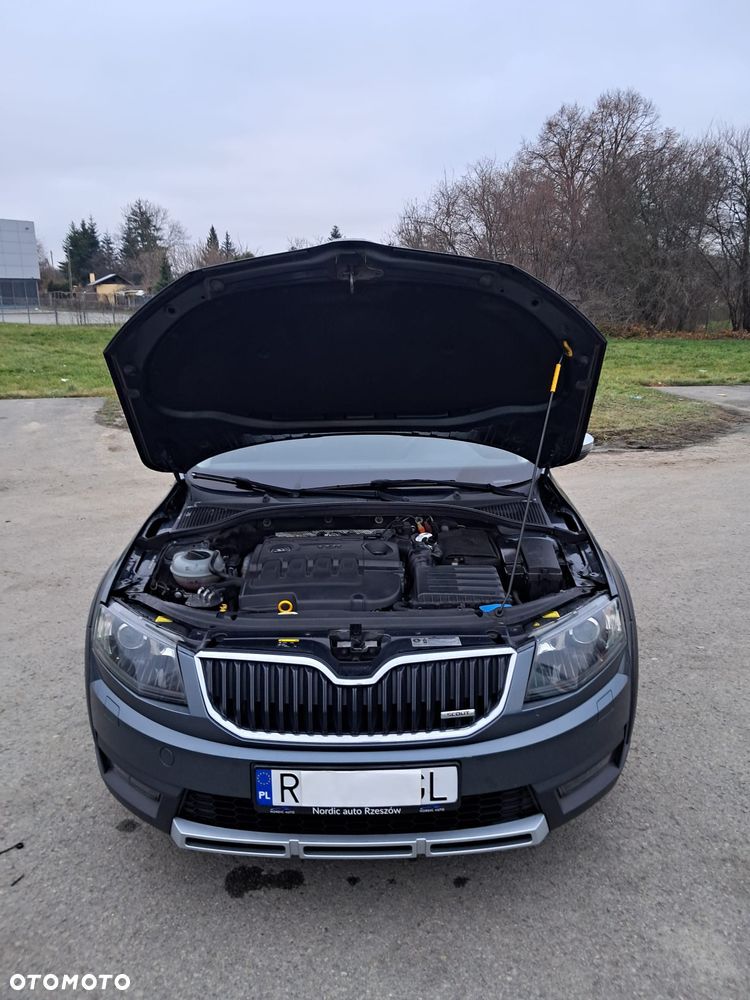 Skoda Octavia 2.0 TDI 4x4 Scout - 3