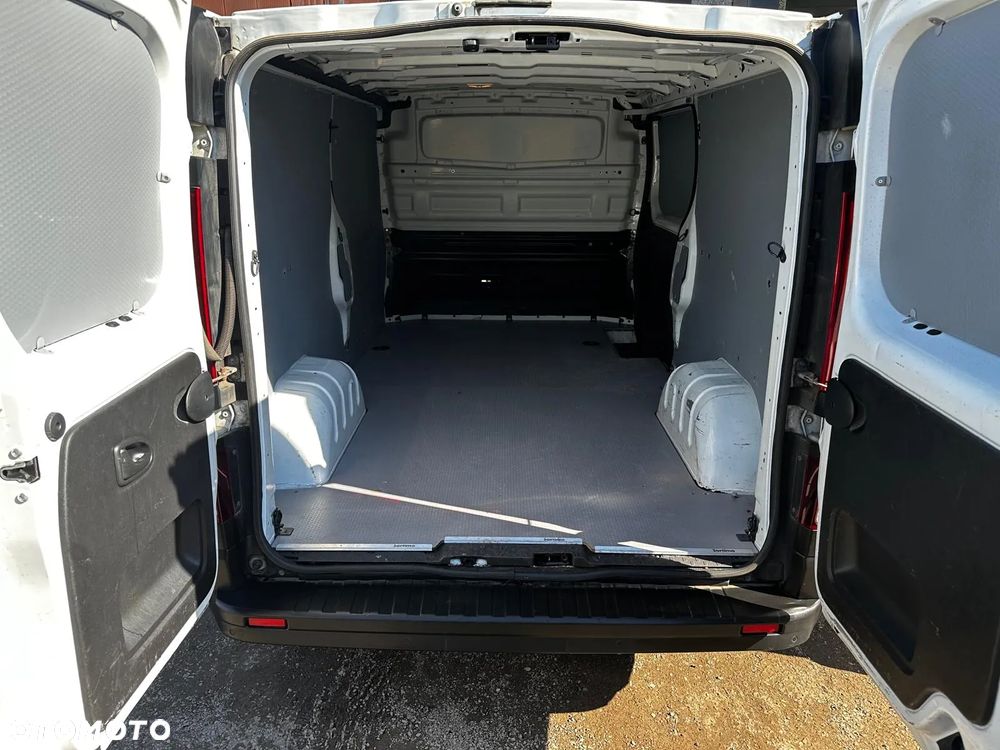 Renault Trafic LIFT L2H1 2.0 D 120 km*LONG*Jak nowy*FV23%*2021r*Klima*NAVI! - 10