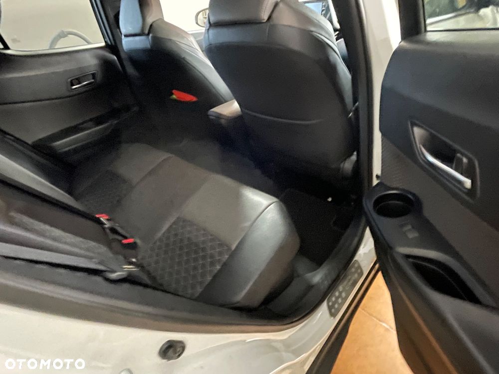 Toyota C-HR - 29