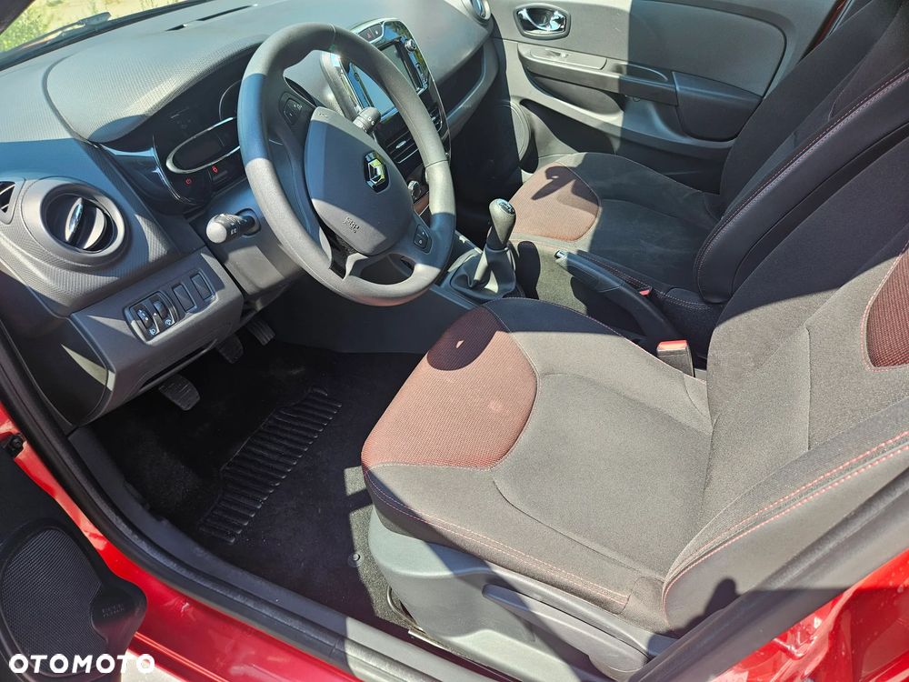 Renault Clio 1.2 16V Expression - 13