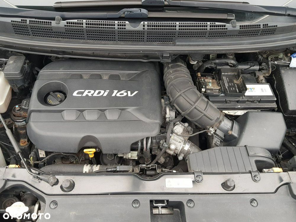 Kia Carens 1.7 CRDi Vision - 18