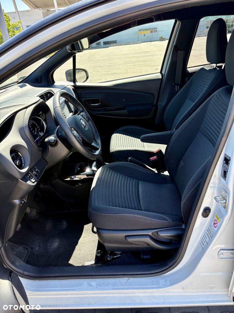 Toyota Yaris 1.5 Selection - 11