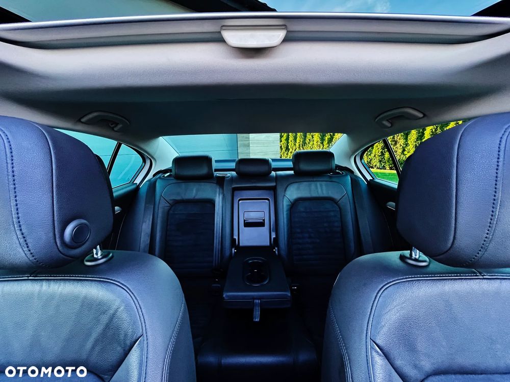 Volkswagen Passat 1.4 TSI ACT (BlueMotion Technology) Highline - 10