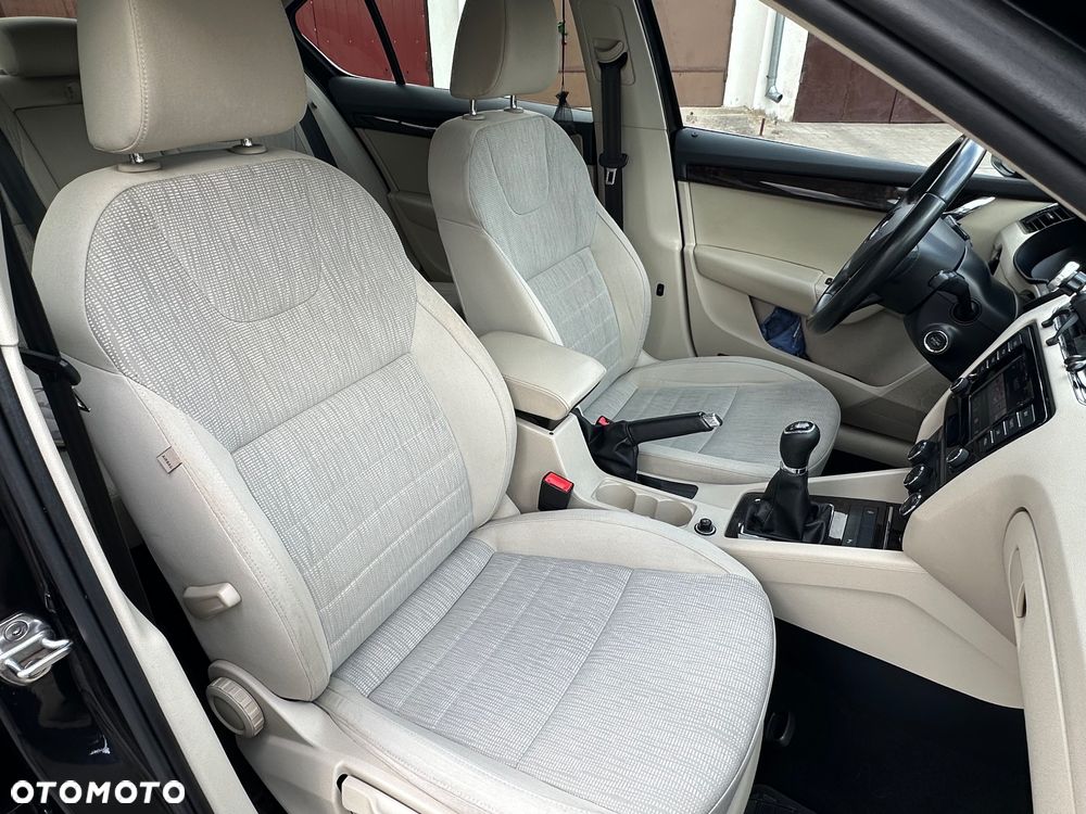 Skoda Octavia 2.0 TDI Elegance - 37