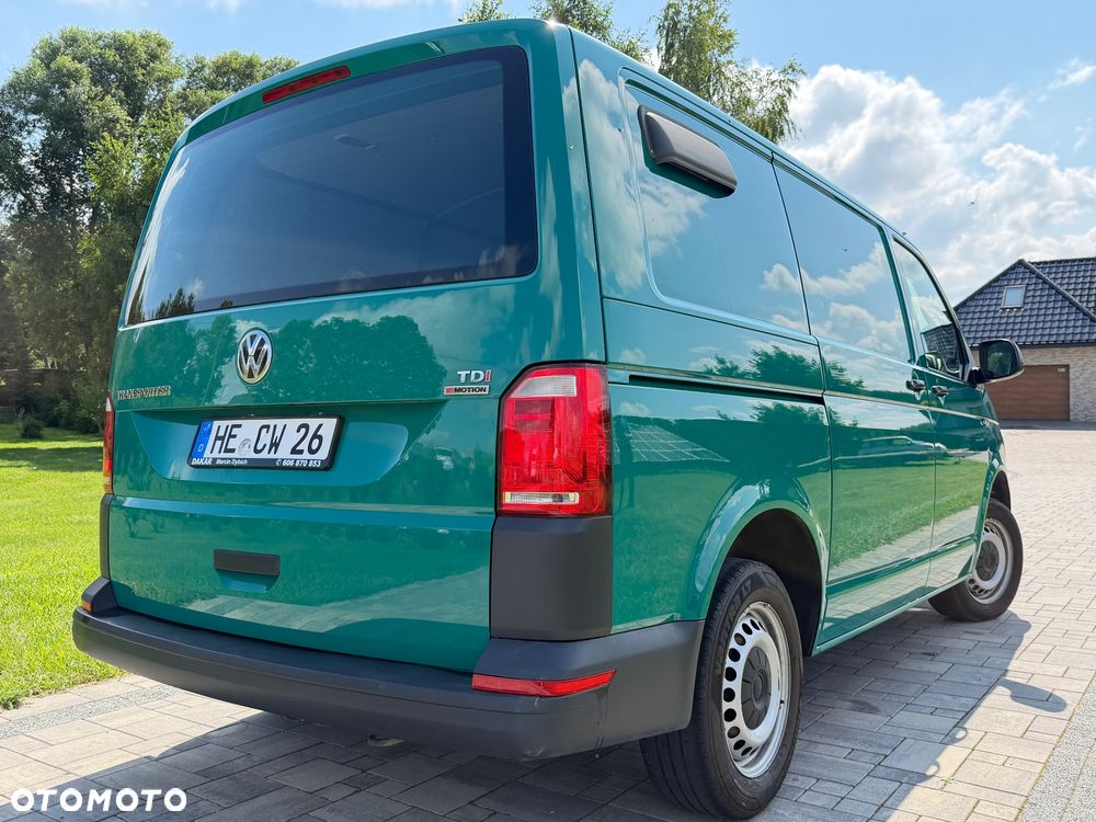 Volkswagen Transporter - 2
