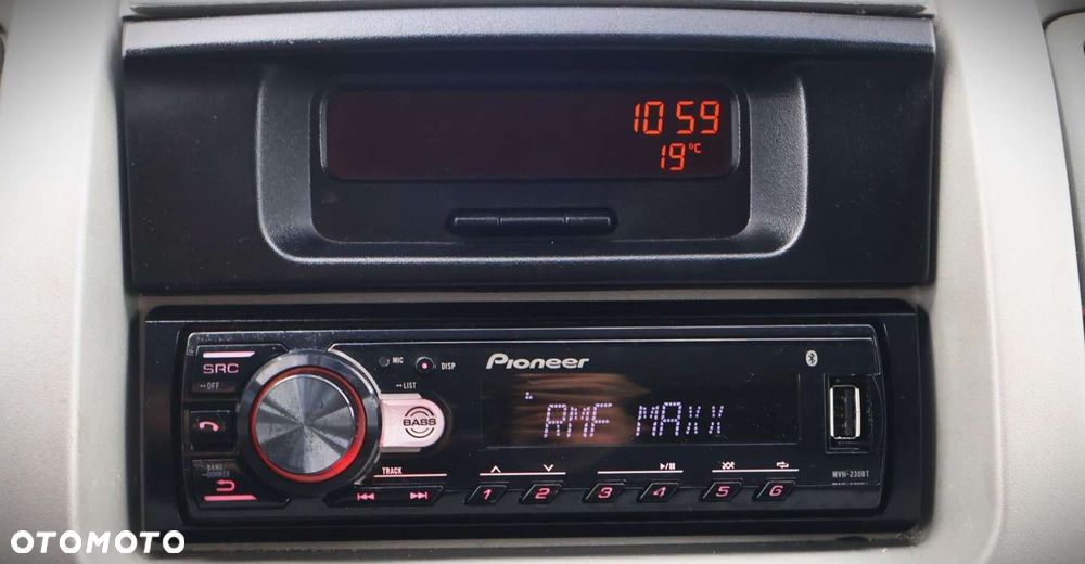 Renault Trafic - 26