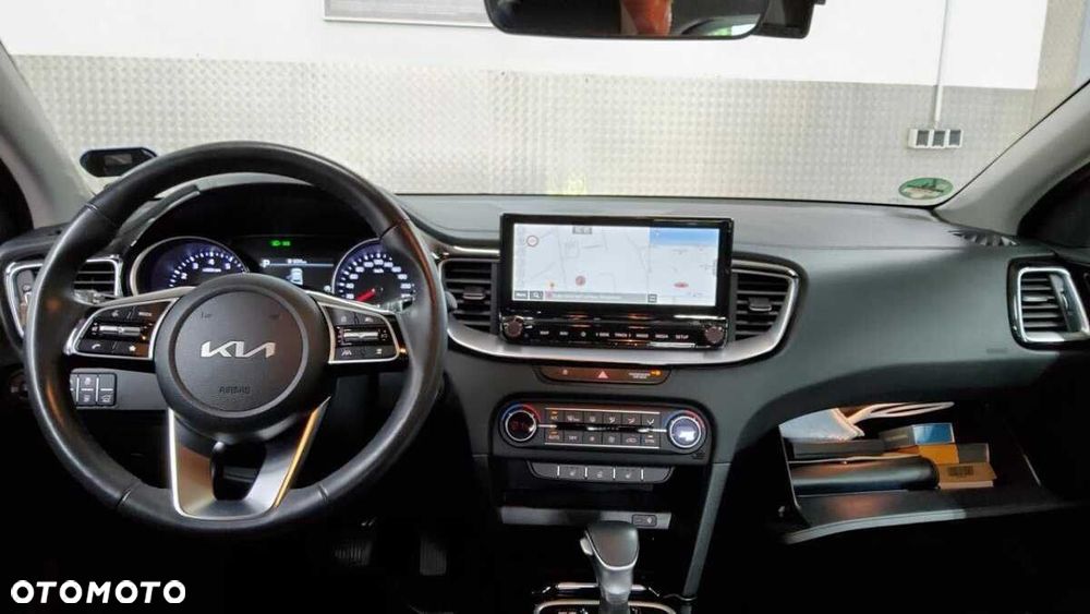 Kia XCeed - 34