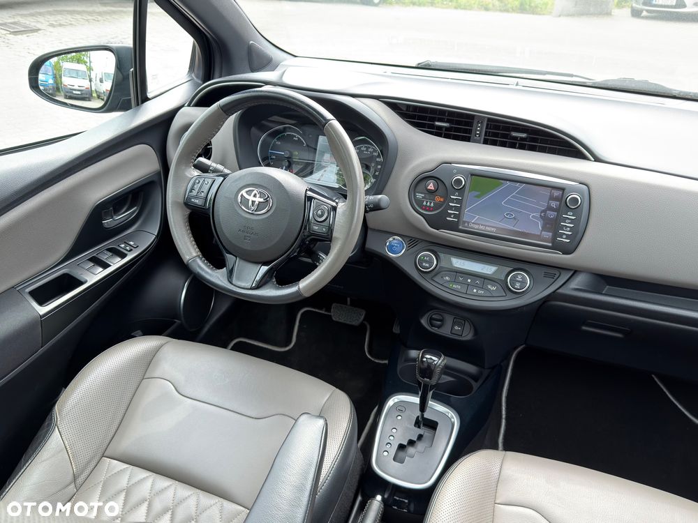 Toyota Yaris 1.5 VVT-i Selection - 13