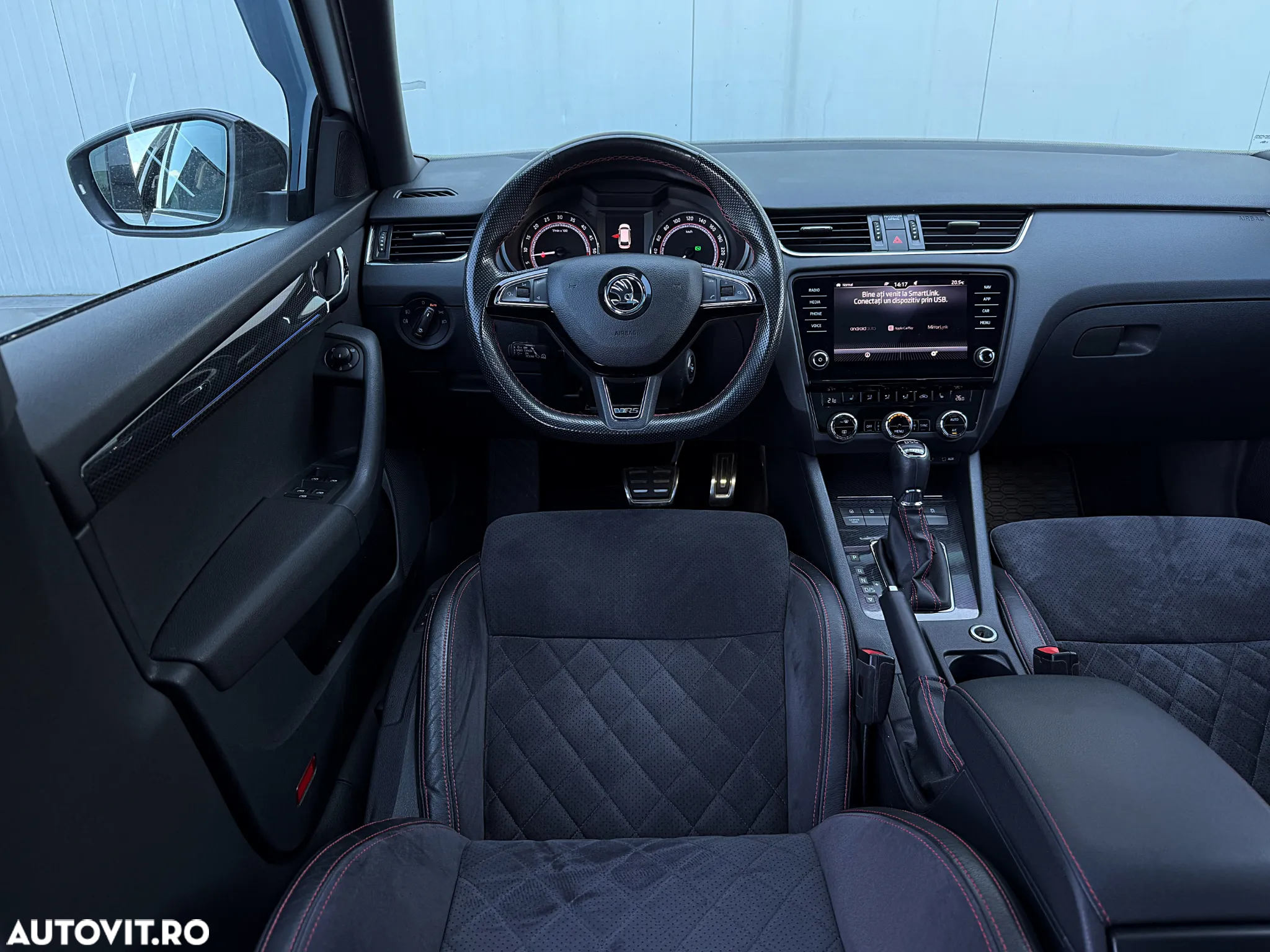 Skoda Octavia 2.0 TDI DSG RS - 19