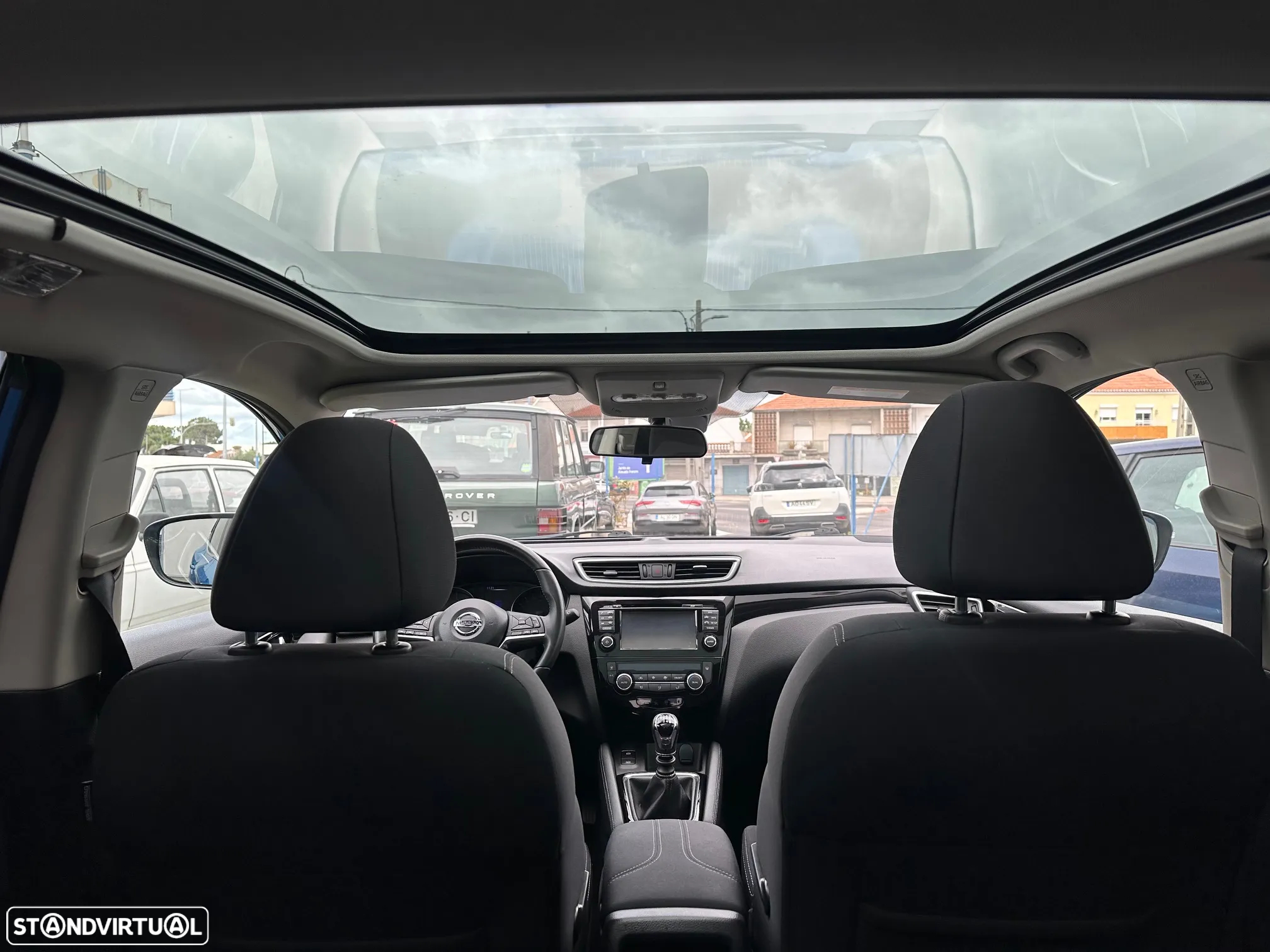 Nissan Qashqai 1.5 dCi N-Connecta - 11