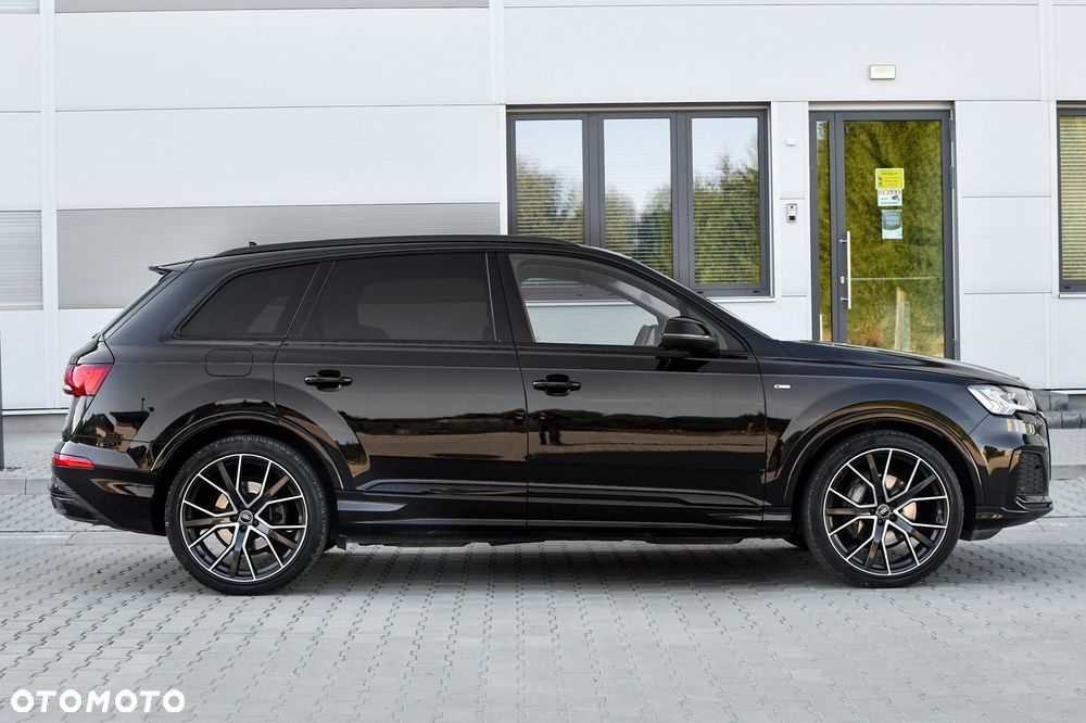Audi Q7 - 7