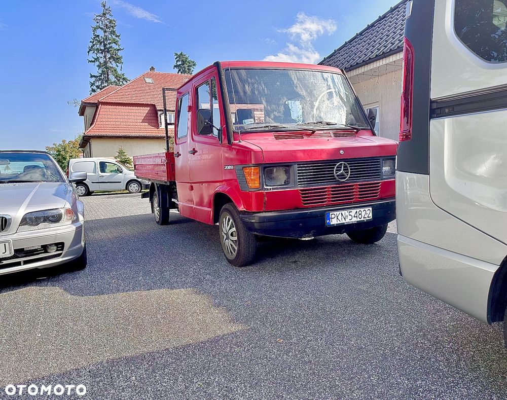 Mercedes-Benz 208D T1 - 1