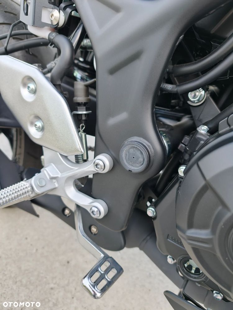 Yamaha MT - 9