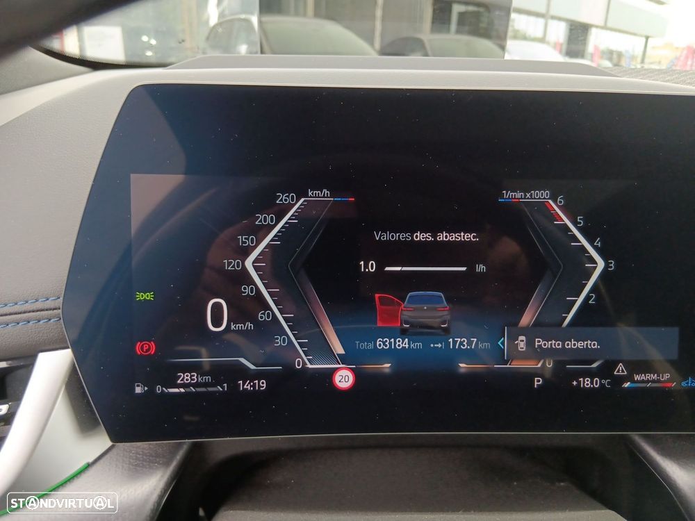 BMW 218 Active Tourer d Pack Desportivo M Auto - 22