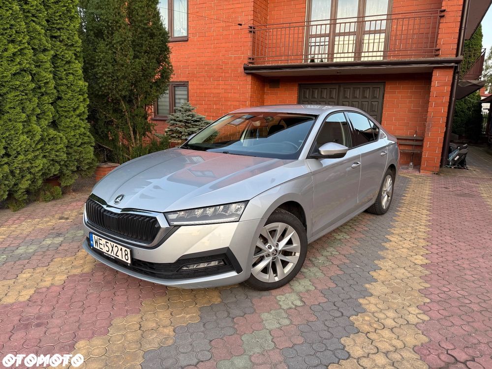 Skoda Octavia 1.5 TSI ACT Active - 1