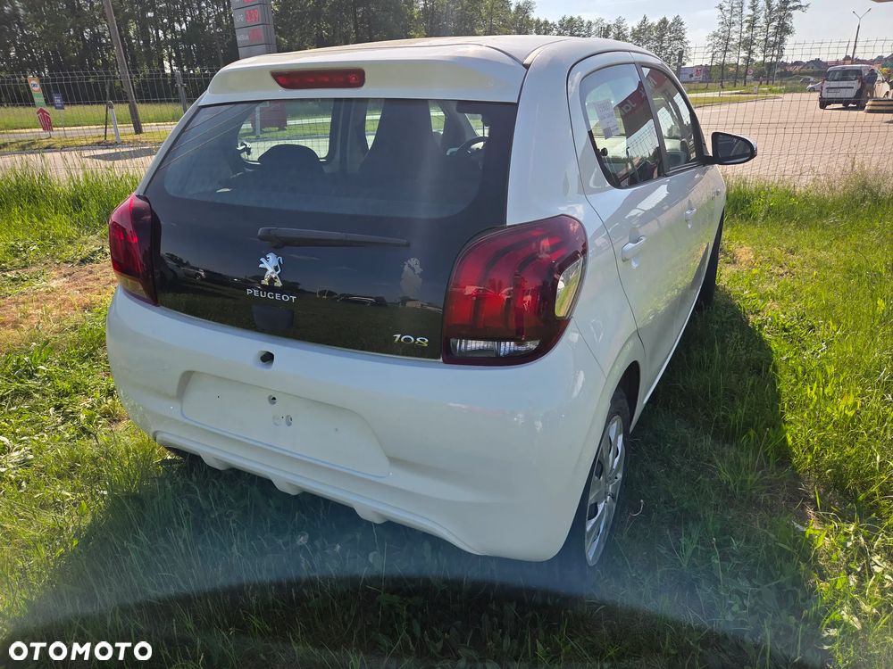 Peugeot 108 PureTech 82 Style - 11