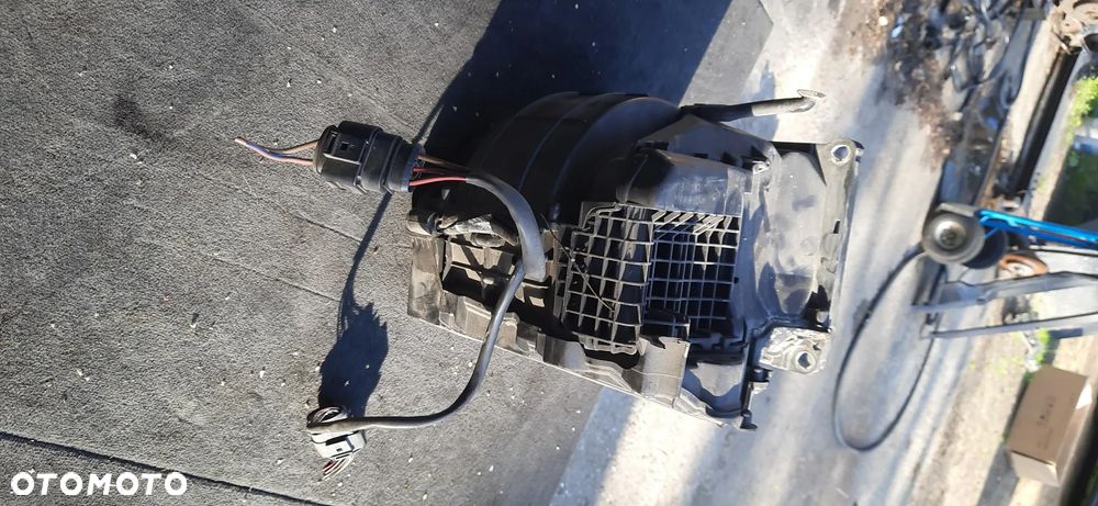 AUDI A6 C6 Zderzak tył sedan Drzwi   tył lewy Klapa tył sedan Kolor LZ7Q  Wentylator dmuchawa Kabiny 4f0820155f Denso - 21