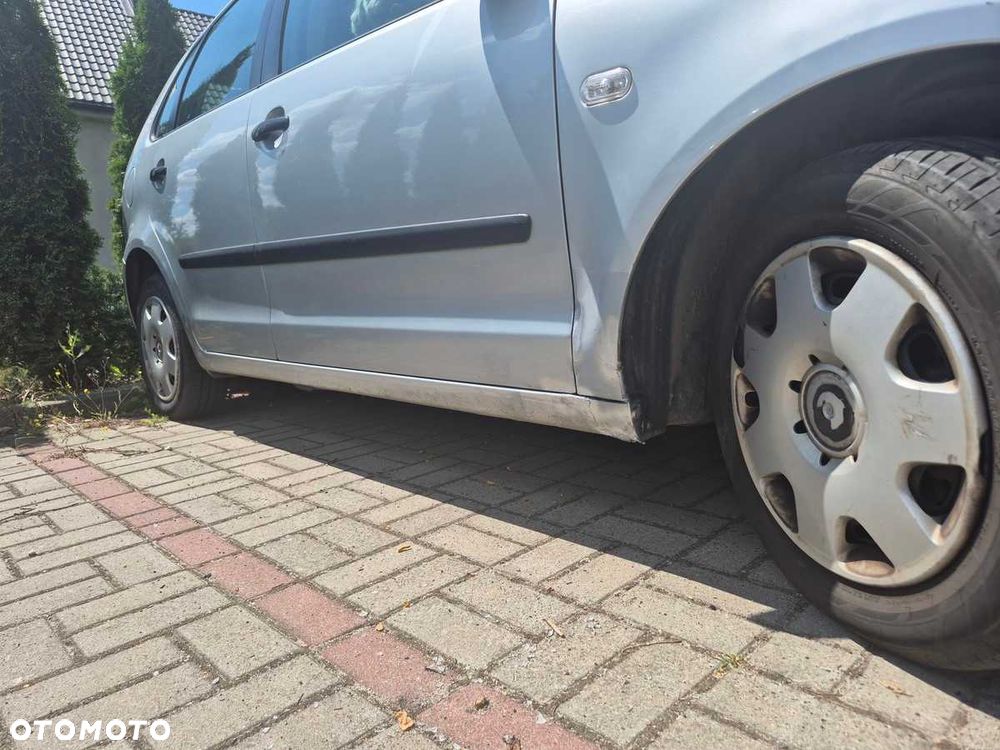 Volkswagen Polo - 8