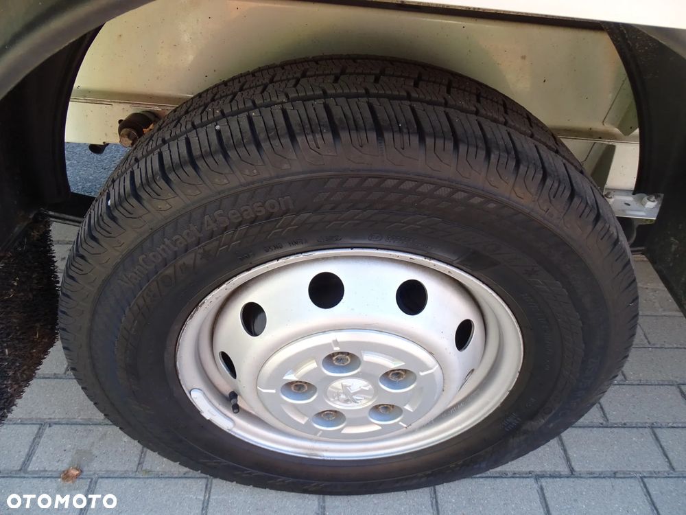 Peugeot BOXER-150 KM , KLIMATYZACJA -KONTENER ,WINDA- KLAPA  - DHOLLANDIA + DOKUMENTY , KOŁA 16 CALI.  ZAREJESTROWANY NA MNIE. - 21