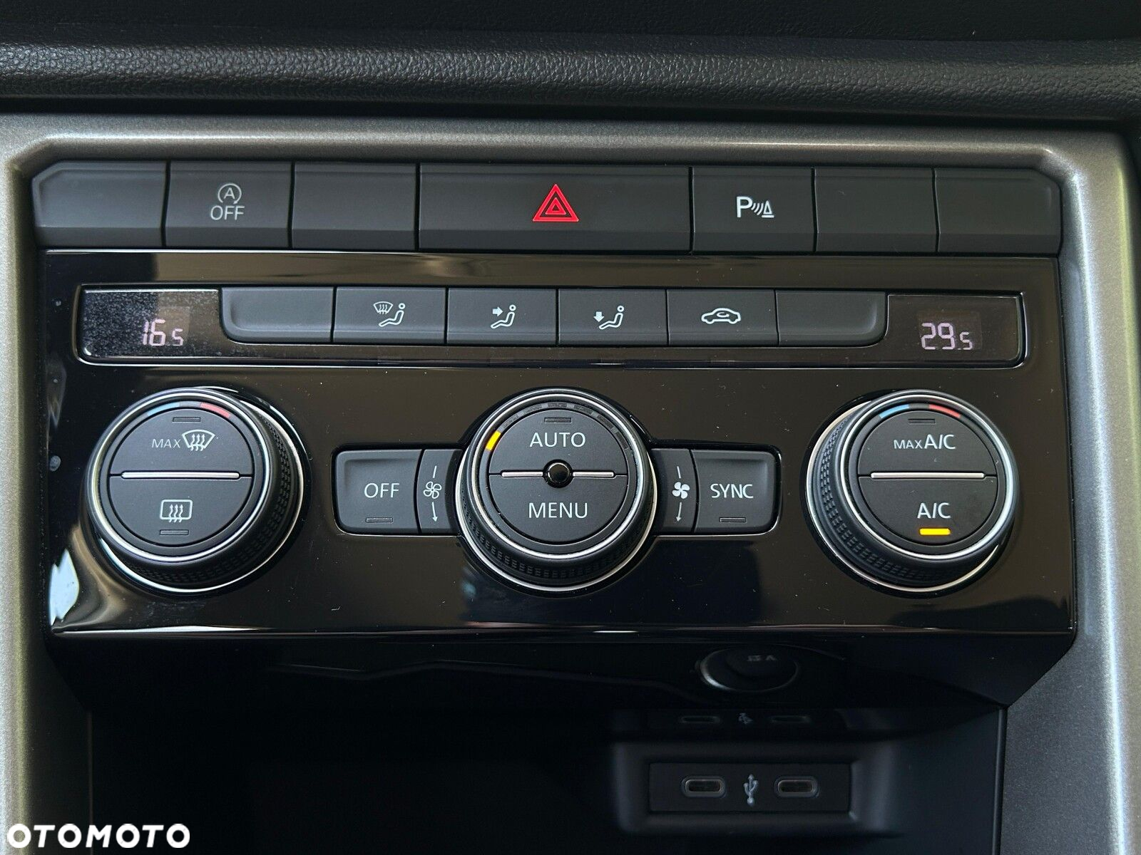Volkswagen T-Roc 1.5 TSI GPF ACT Advance DSG - 25