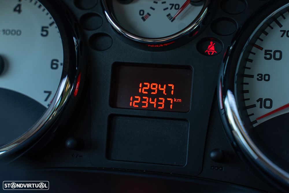 Peugeot 207 SW 1.4 Premium - 14