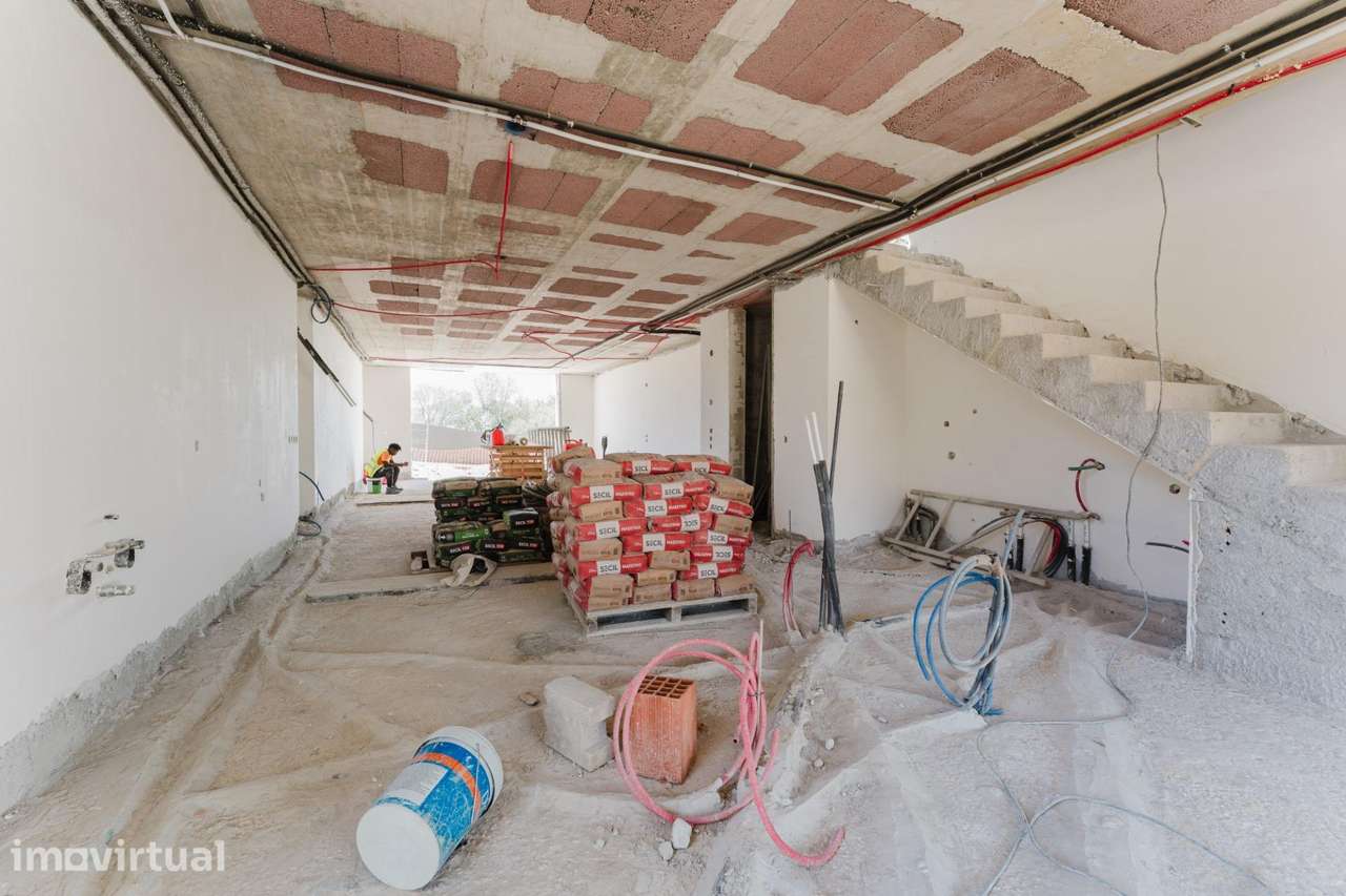 Moradia T3 com piscina privativa e jardim | WhiteVillas, Estoril - Grande imagem: 4/27