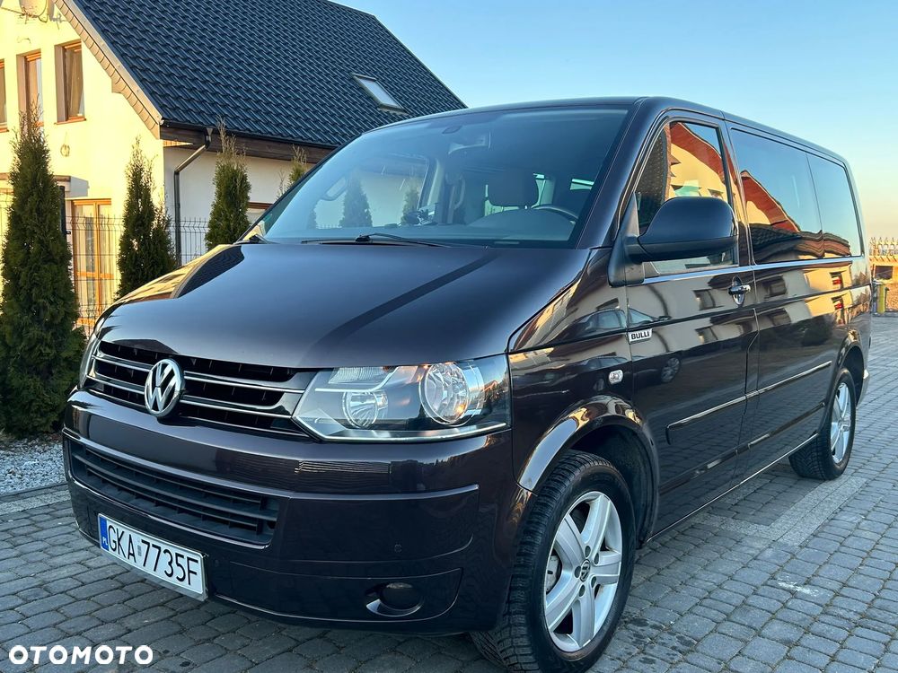 Volkswagen Caravelle - 5