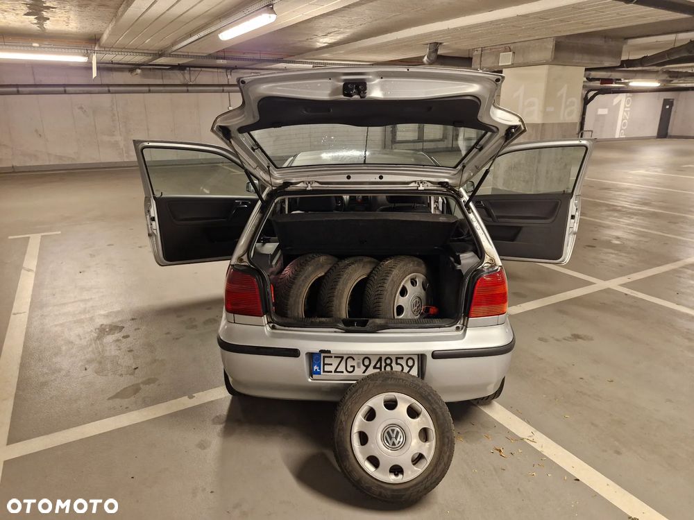 Volkswagen Polo 1.4 Comfortline - 16