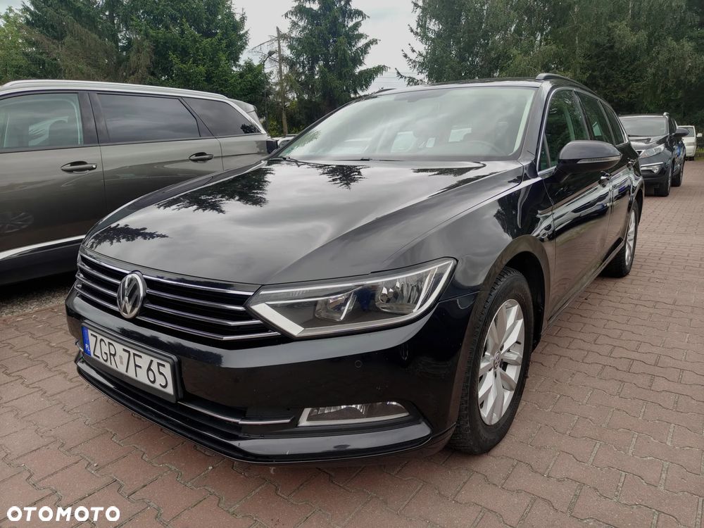 Volkswagen Passat 1.6 TDI (BlueMotion Technology) Trendline - 3