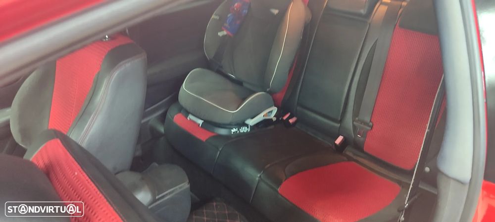 Citroen C4 2008 photo 2