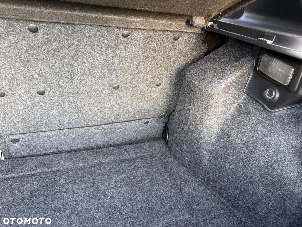 Alfa Romeo 147 - 35