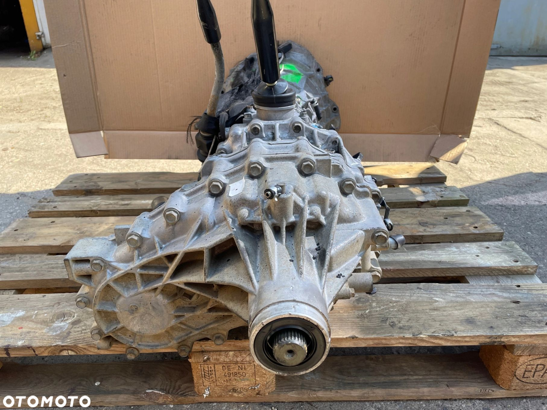 Skrzynia + Reduktor Nissan Navara D40 2.5DCI 174KM - 6