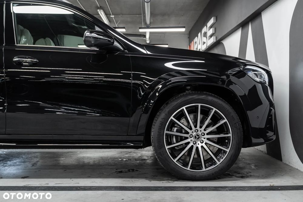 Mercedes-Benz GLS - 17