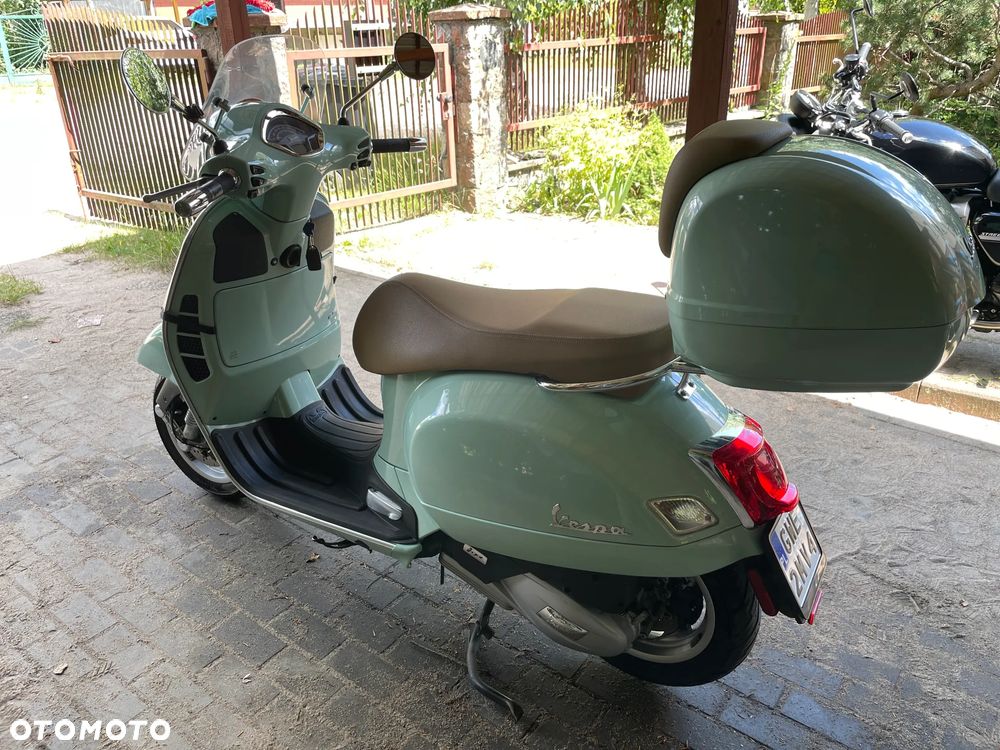 Vespa GTS - 19