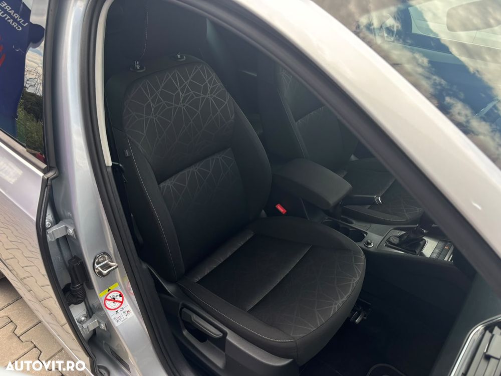 Skoda Octavia 1.6 TDI DSG Ambition - 35