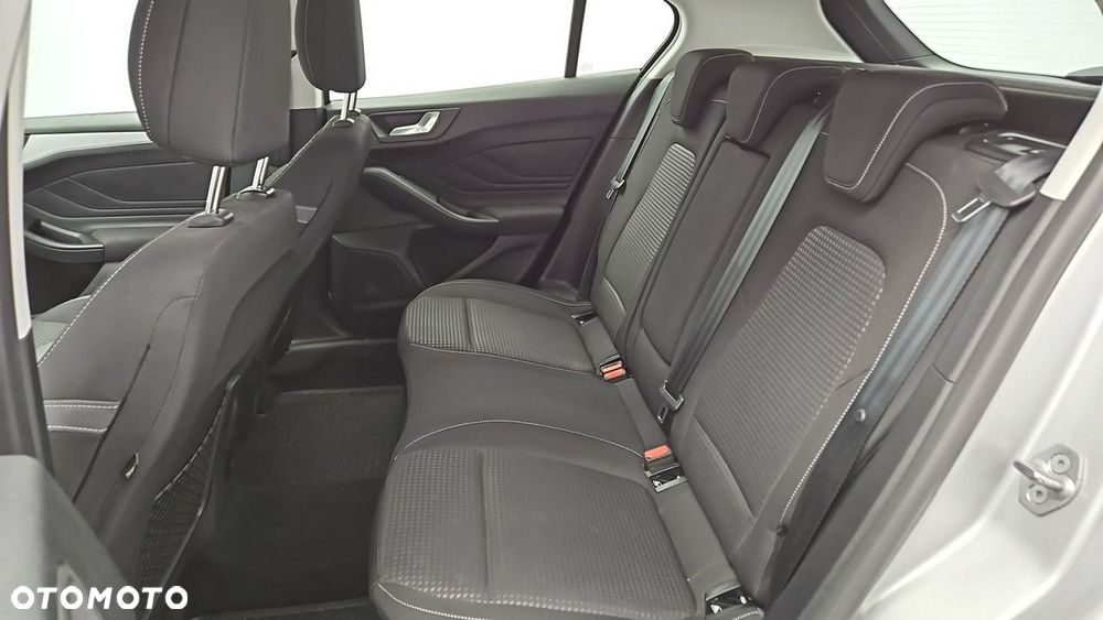 Ford Focus 1.5 EcoBlue SCR Connected - 23