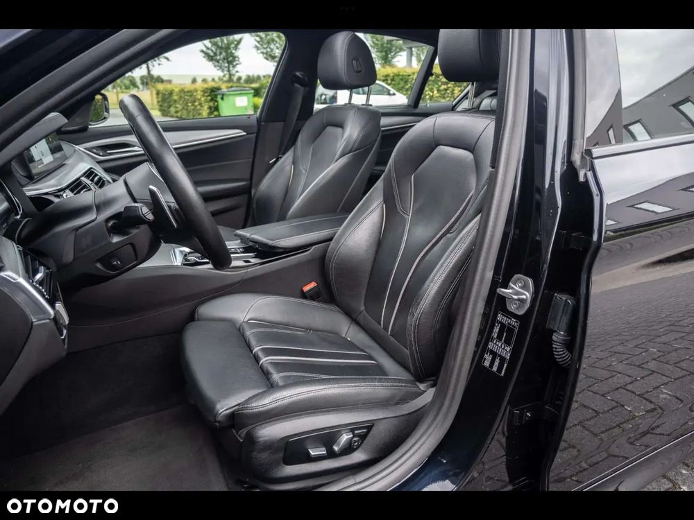 BMW Seria 5 - 18