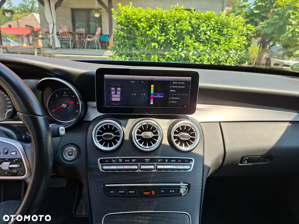 Mercedes-Benz Klasa C 300 de 9G-TRONIC - 13