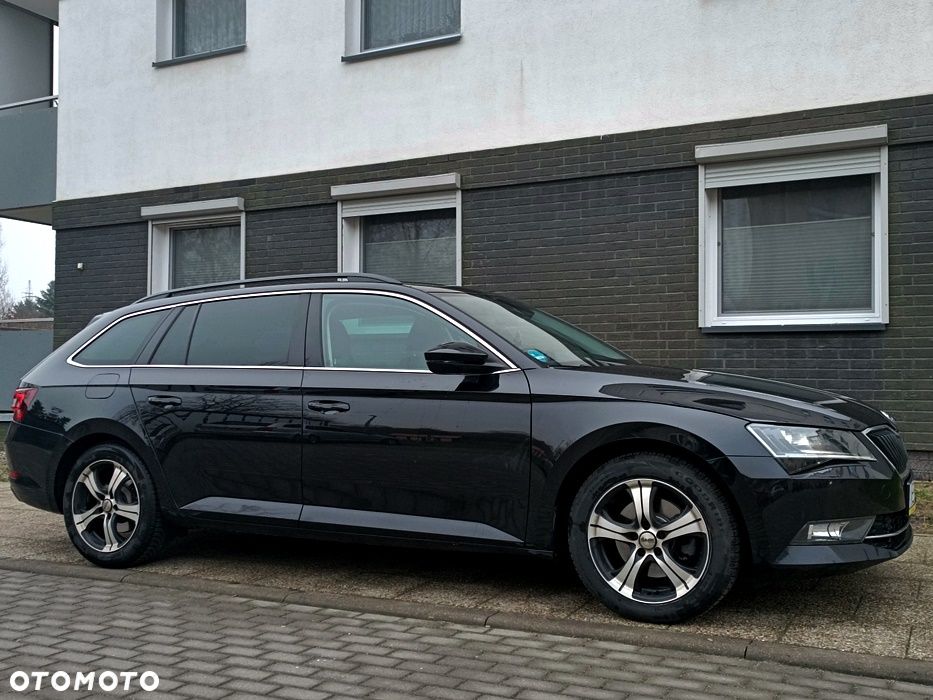 Skoda Superb 2.0 TDI Ambition DSG7 - 8