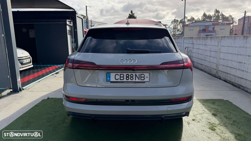 Audi e-tron 55 quattro S line - 6