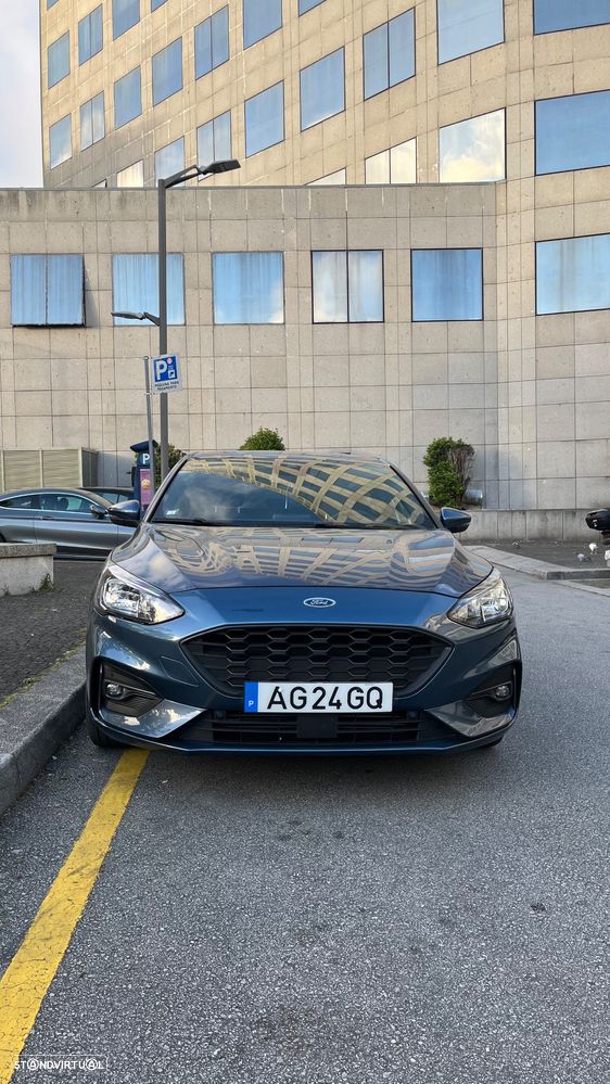 Ford Focus 1.0 EcoBoost MHEV ST-Line X - 4