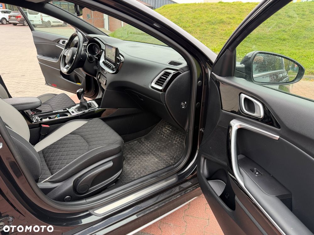 Kia ProCeed 1.5 T-GDI OPF GT LINE - 27