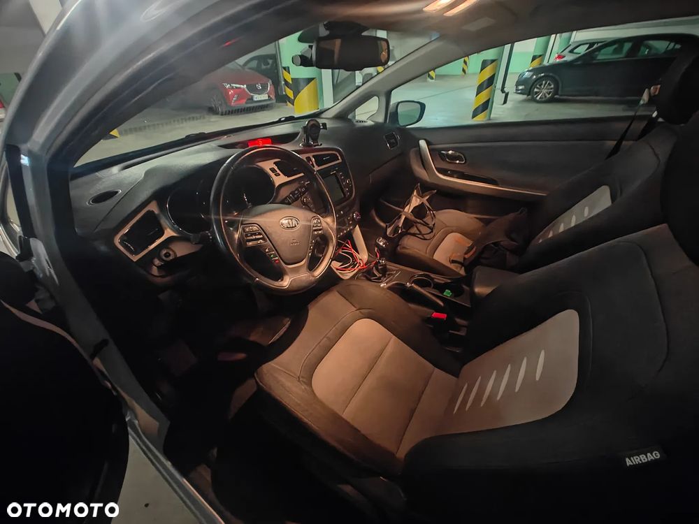 Kia ProCeed 1.6 Crdi M - 8