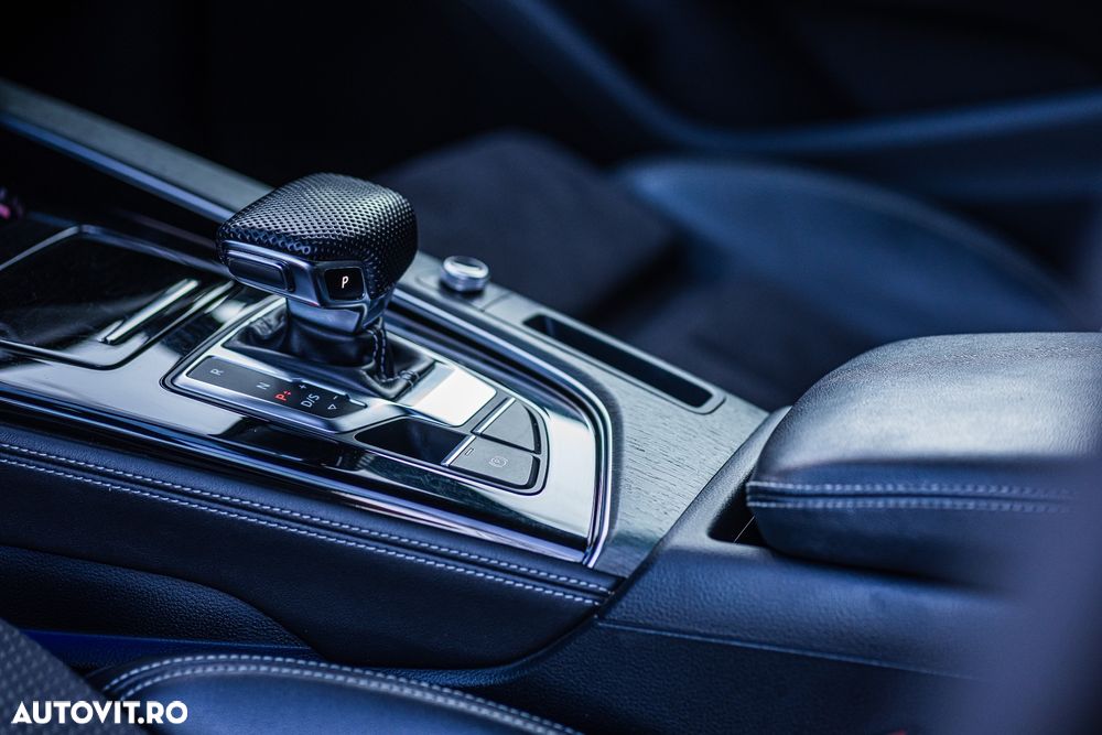 Audi A4 Avant 30 TDI S tronic S line - 13