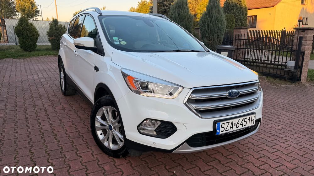 Ford Kuga 2.0 TDCi FWD Titanium - 1