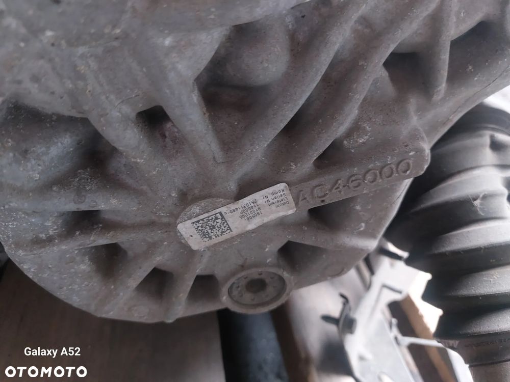 RENAULT MEGANE IV 1,5 DCI 2018 R. Automatyczna skrzynia biegów - 6