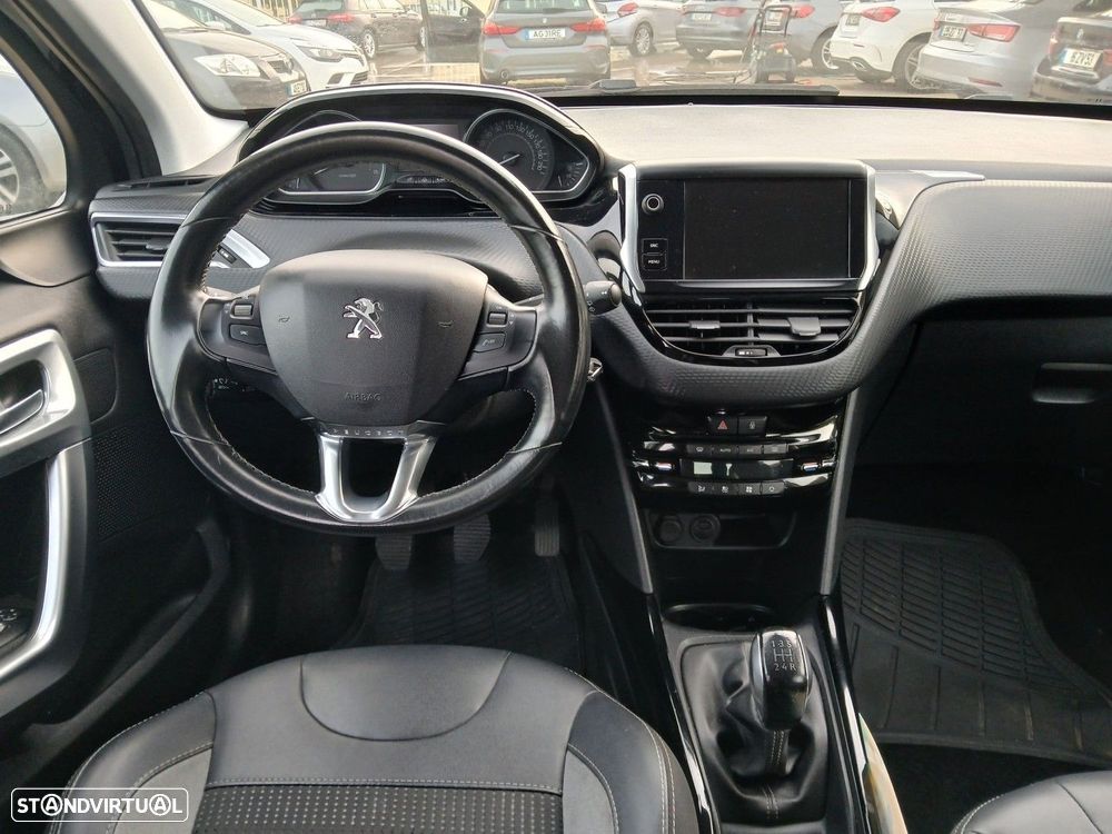 Peugeot 2008 1.5 BlueHDi Active - 12