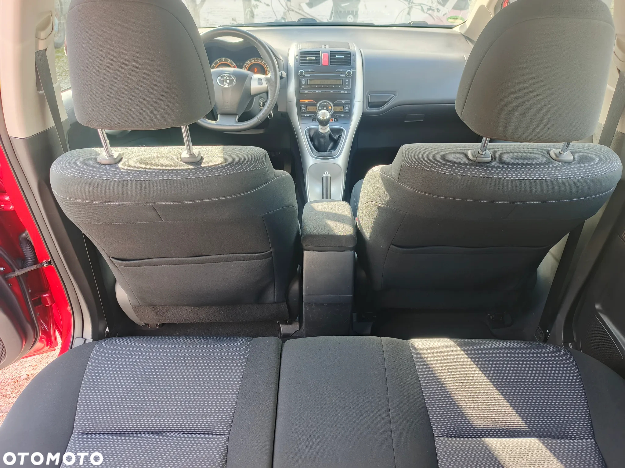 Toyota Auris 1.33 VVT-i - 26